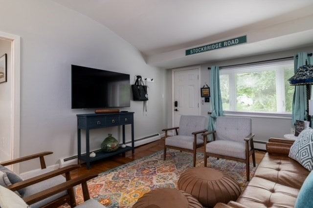 220 Stockbridge Rd - Photo 3 of 17