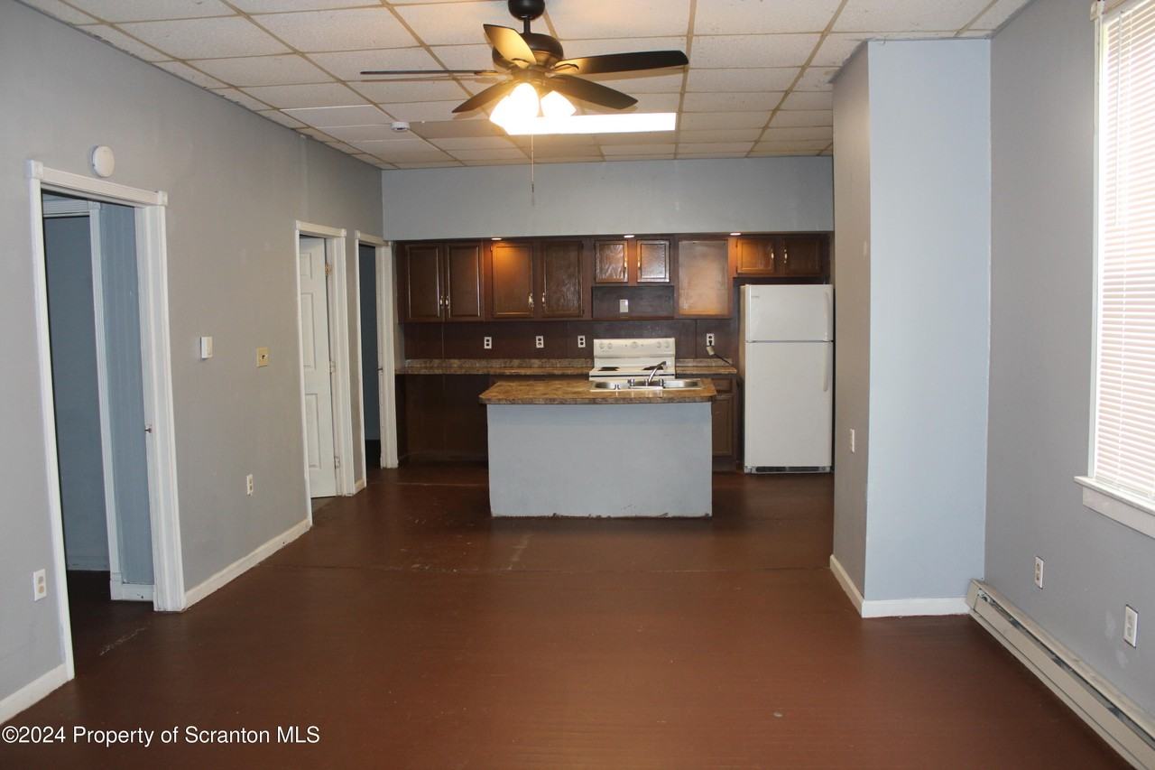 139 South St Street #6 - Photo 3 of 10