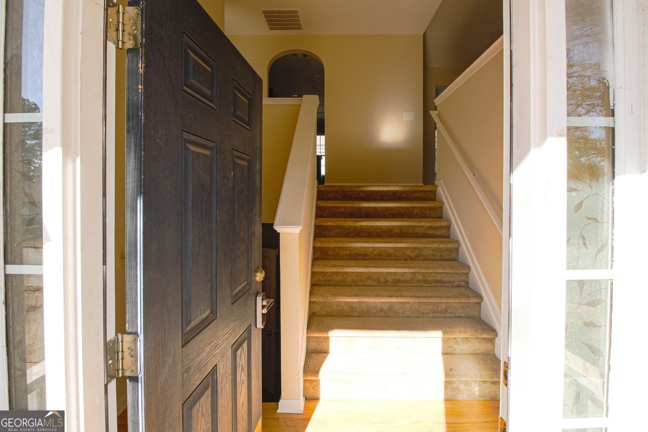 332 Mica Trl - Photo 4 of 21