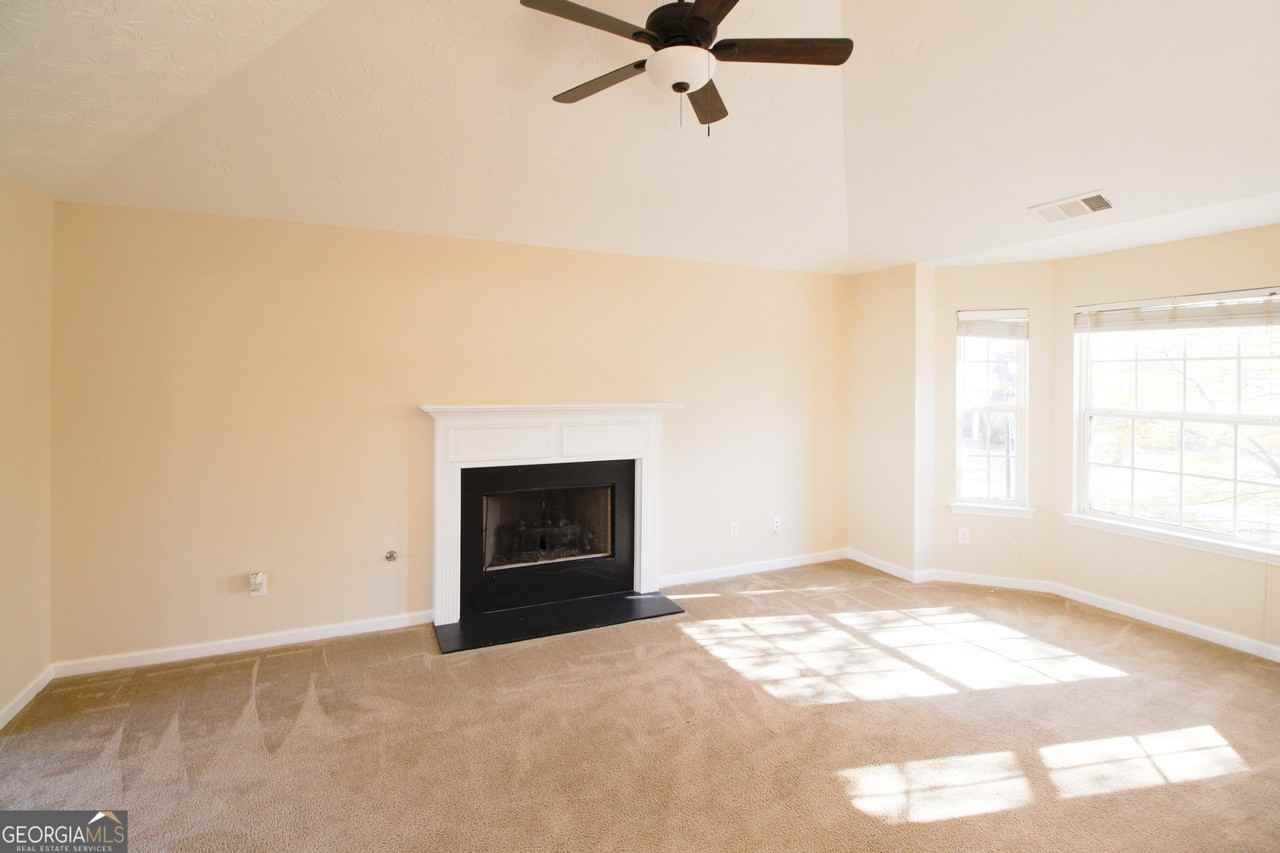 332 Mica Trl - Photo 5 of 21