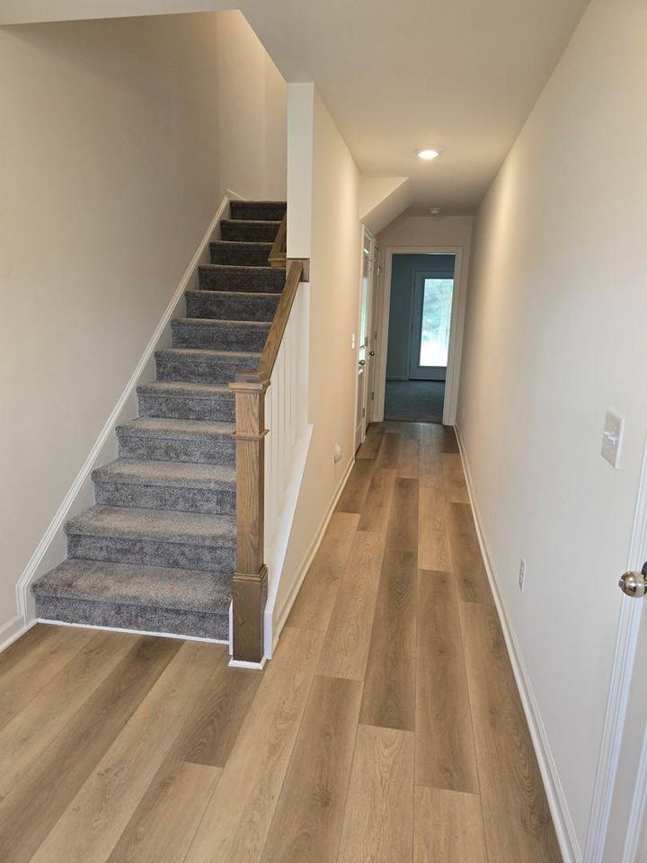 805 Parc Townes Dr - Photo 2 of 23