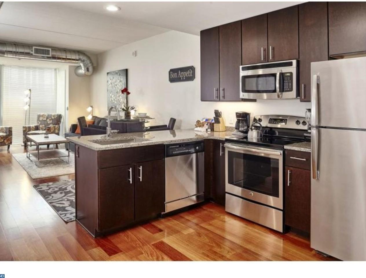 2021 Chestnut St - Photo 4 of 7