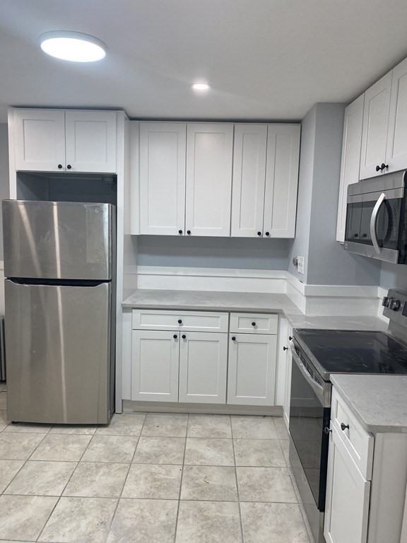 4 Weston Ave #3 - Photo 2 of 13