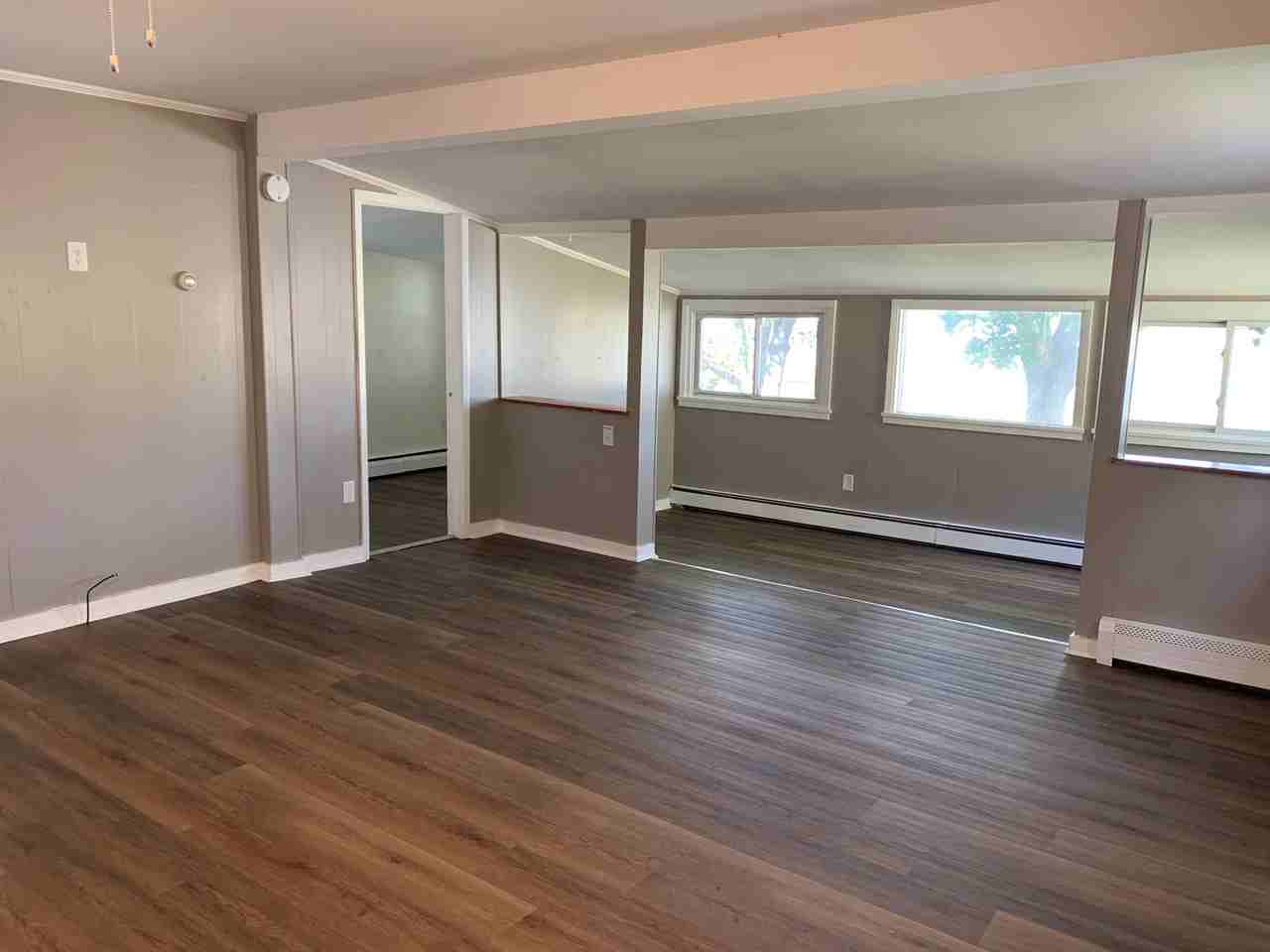 835 Fleetwood Rd - Photo 2 of 9