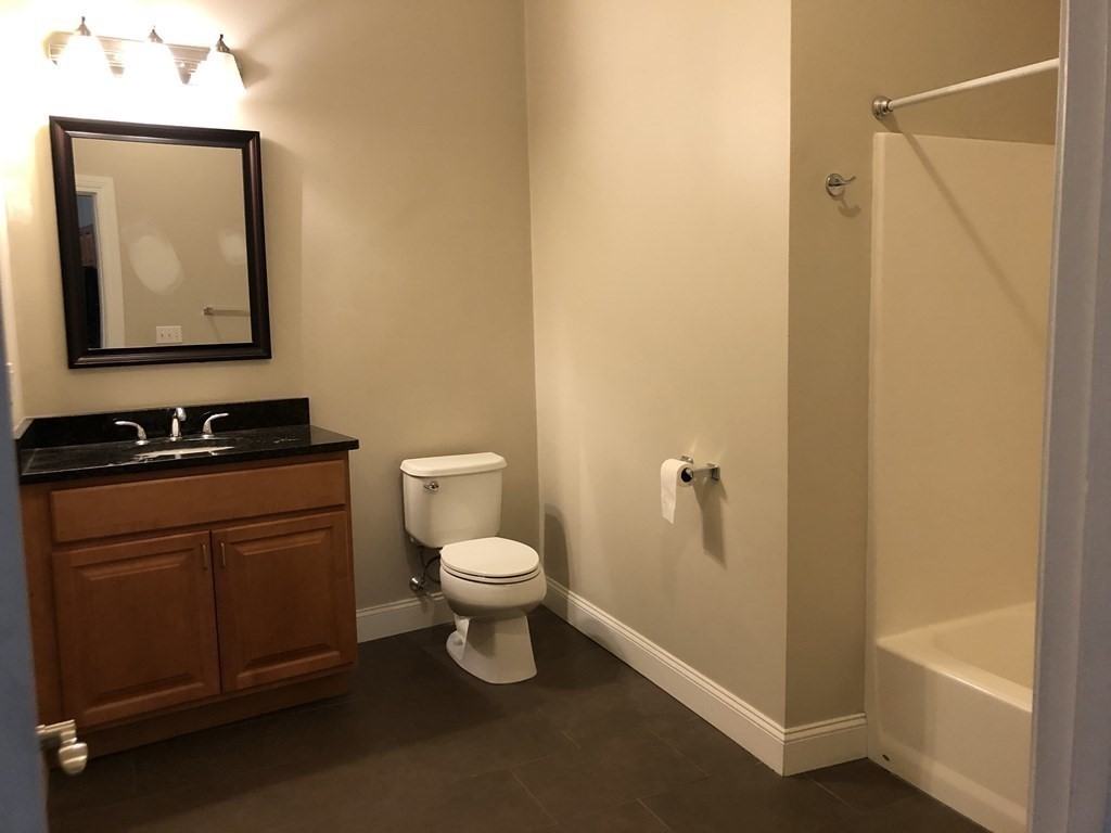 55 Park St ##3 - Photo 7 of 14