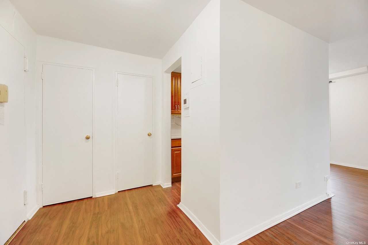 21050 41st Ave ##1f - Photo 2 of 15