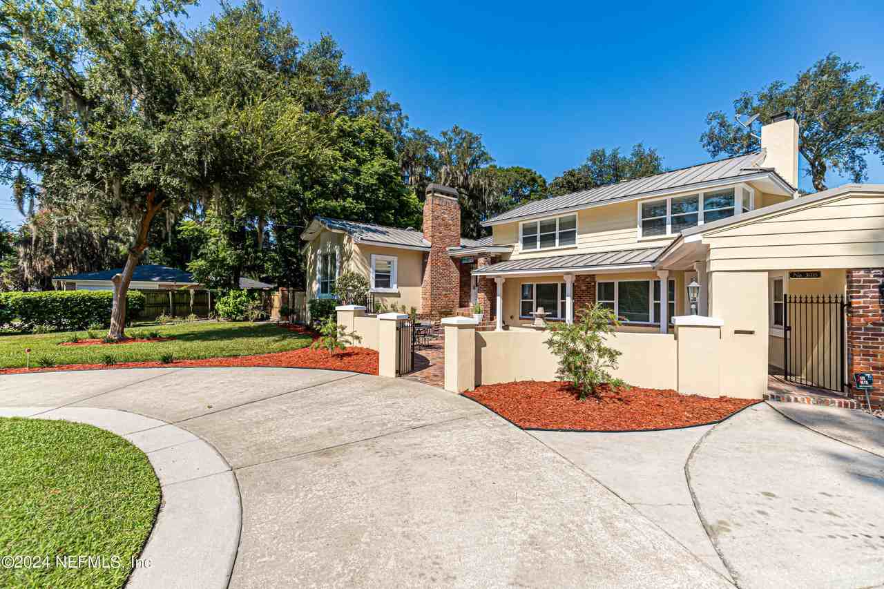 5935 Clifton Ave - Photo 3 of 42