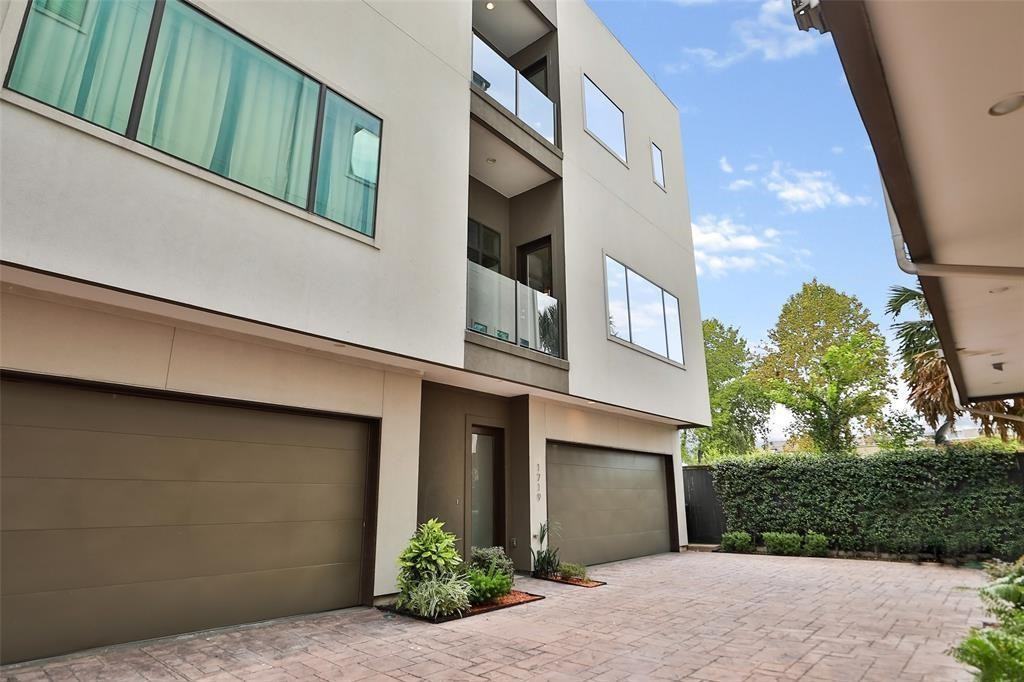 1719 Hickory St - Photo 3 of 31