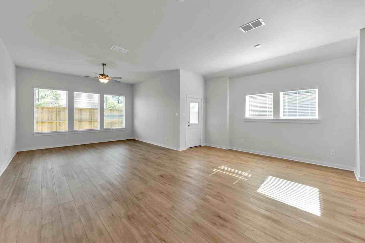 16966 Olive Brush Ln - Photo 4 of 17