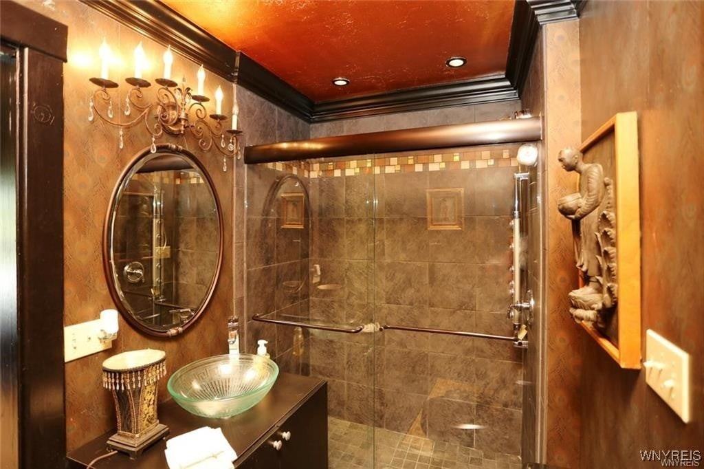 72 N Long St - Photo 7 of 18