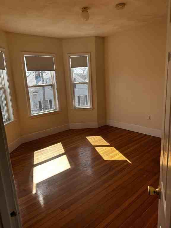 16 Mason St ##3 - Photo 5 of 12