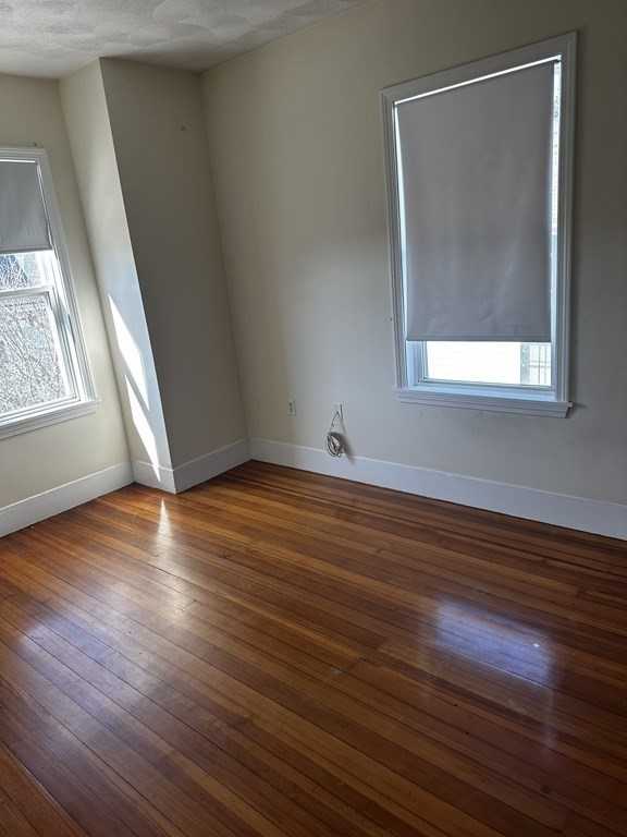 16 Mason St ##3 - Photo 6 of 12