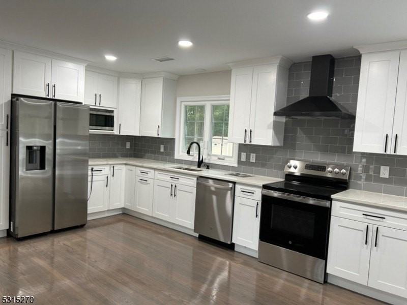 86 Bernard St - Photo 2 of 16