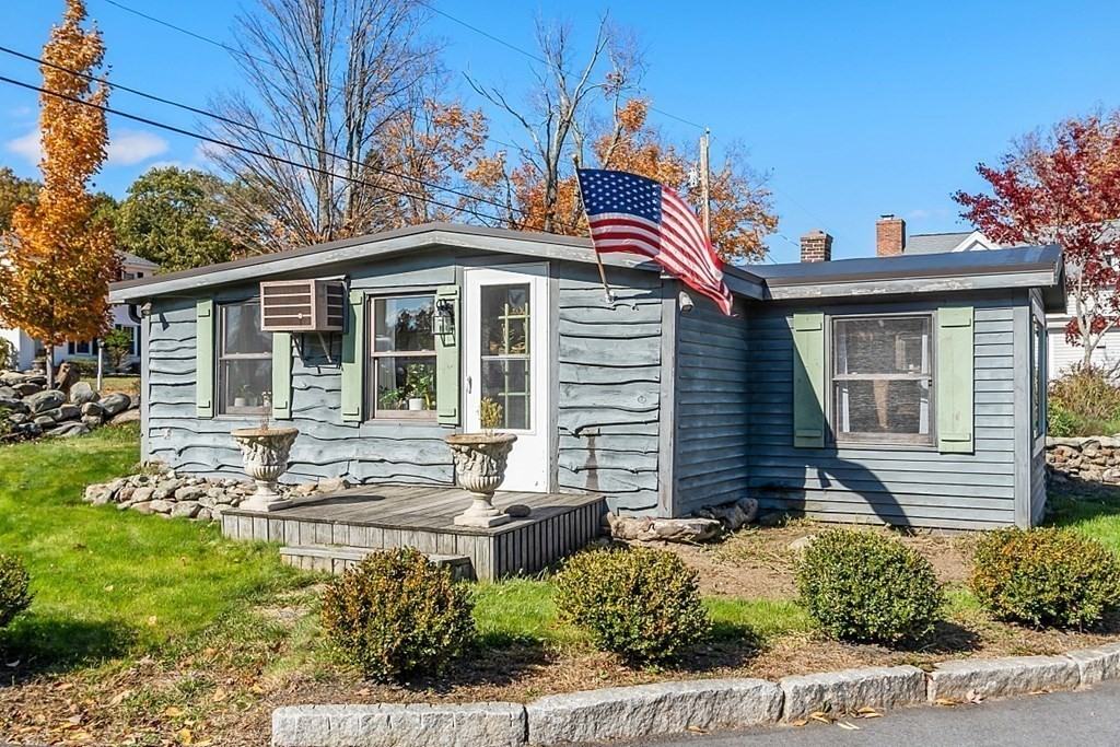 995A Oak Hill Rd #1 - Photo 2 of 11