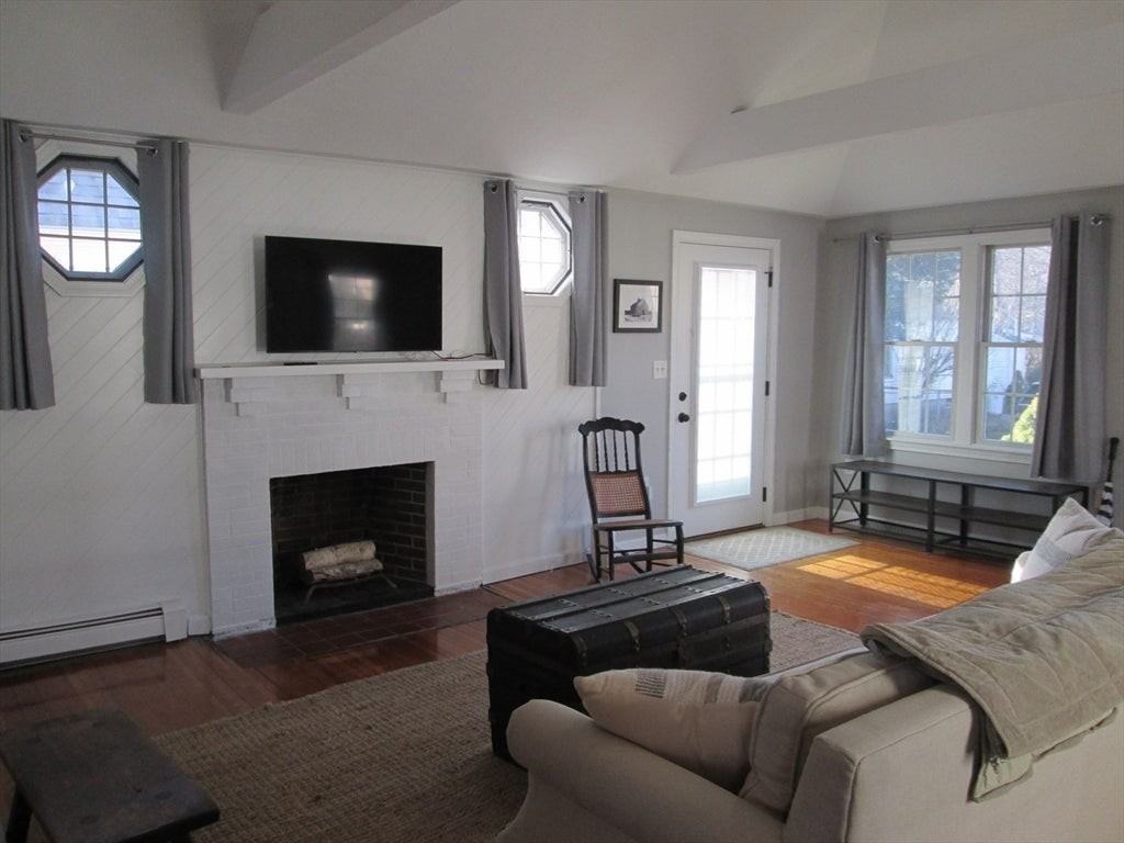 17 Chilton Avenue - Photo 7 of 34