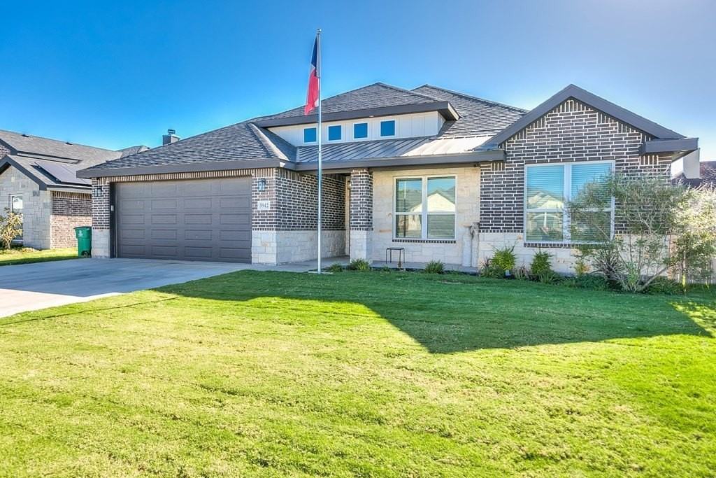 5942 Merrick St - Photo 3 of 48