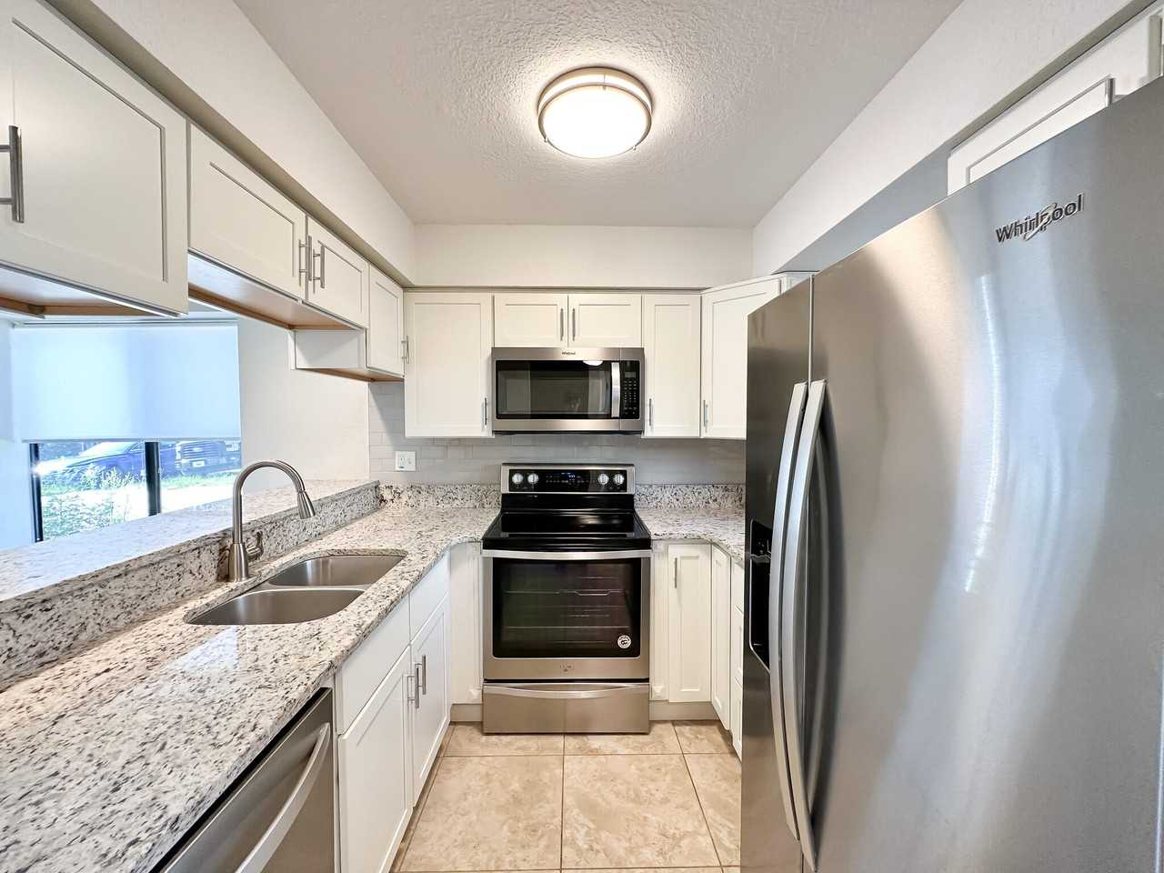 1699 S Washington Ave - Photo 3 of 22