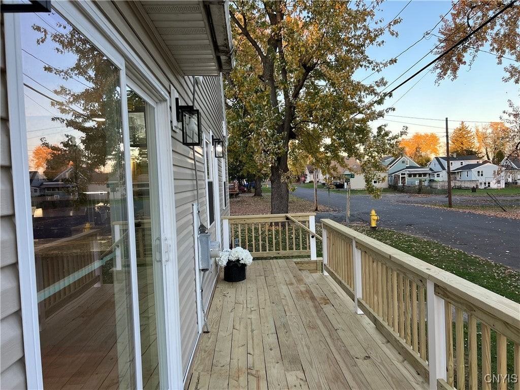 201 Norwood Ave - Photo 4 of 36