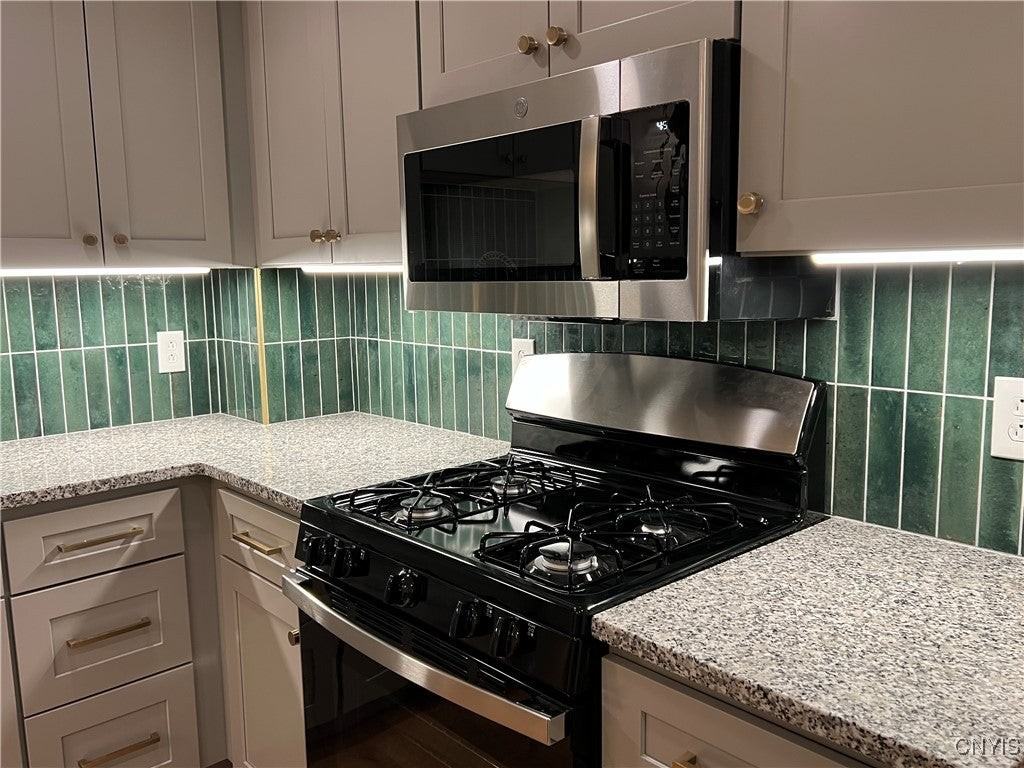 201 Norwood Ave - Photo 7 of 36