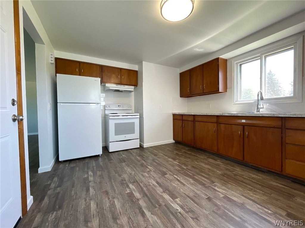 139 Smith Dr - Photo 4 of 20