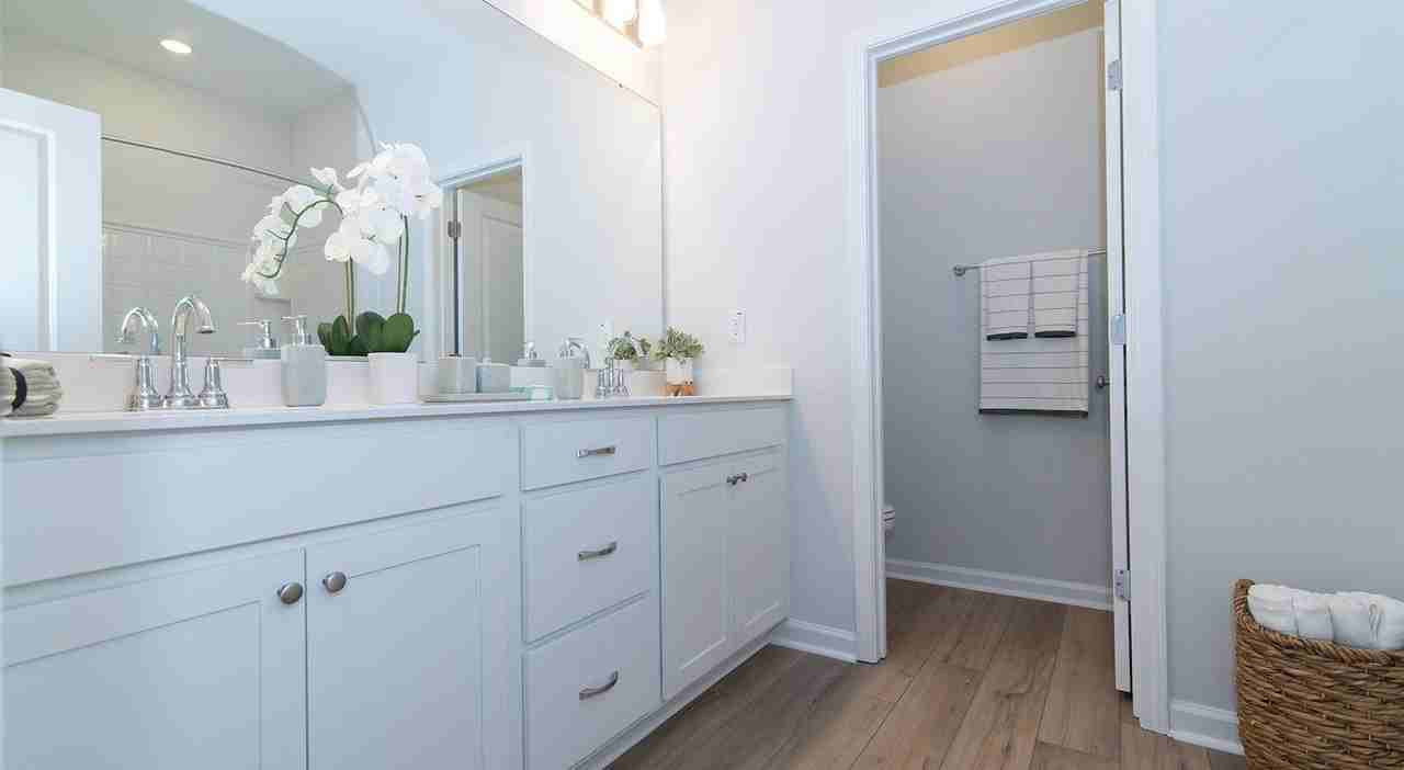 328 Fideaux Blvd - Photo 4 of 10