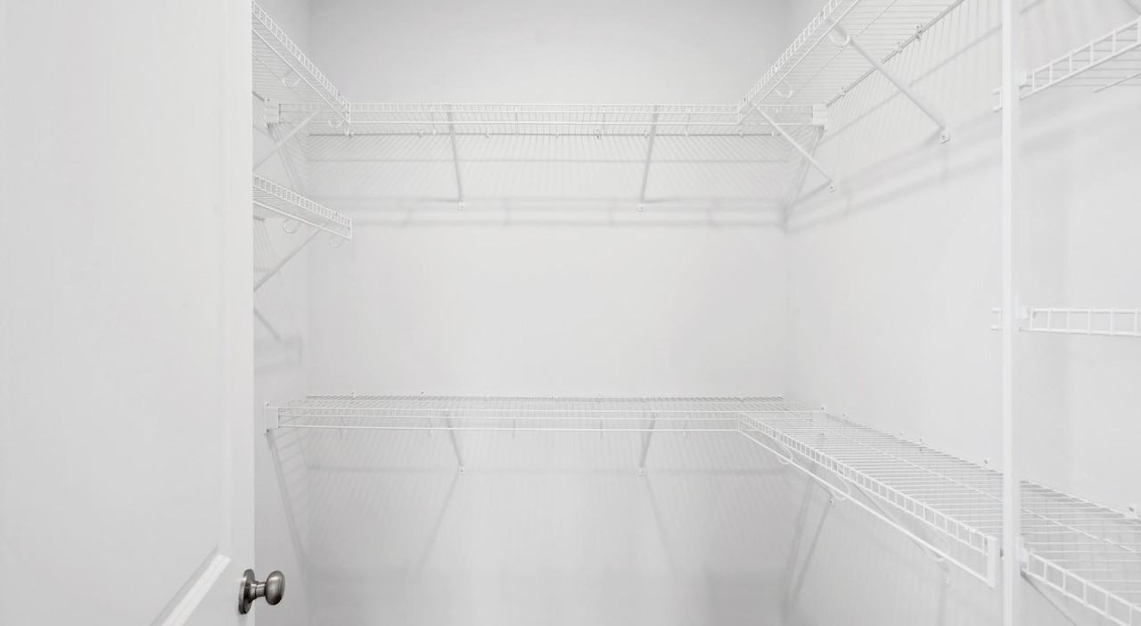 328 Fideaux Blvd - Photo 5 of 10