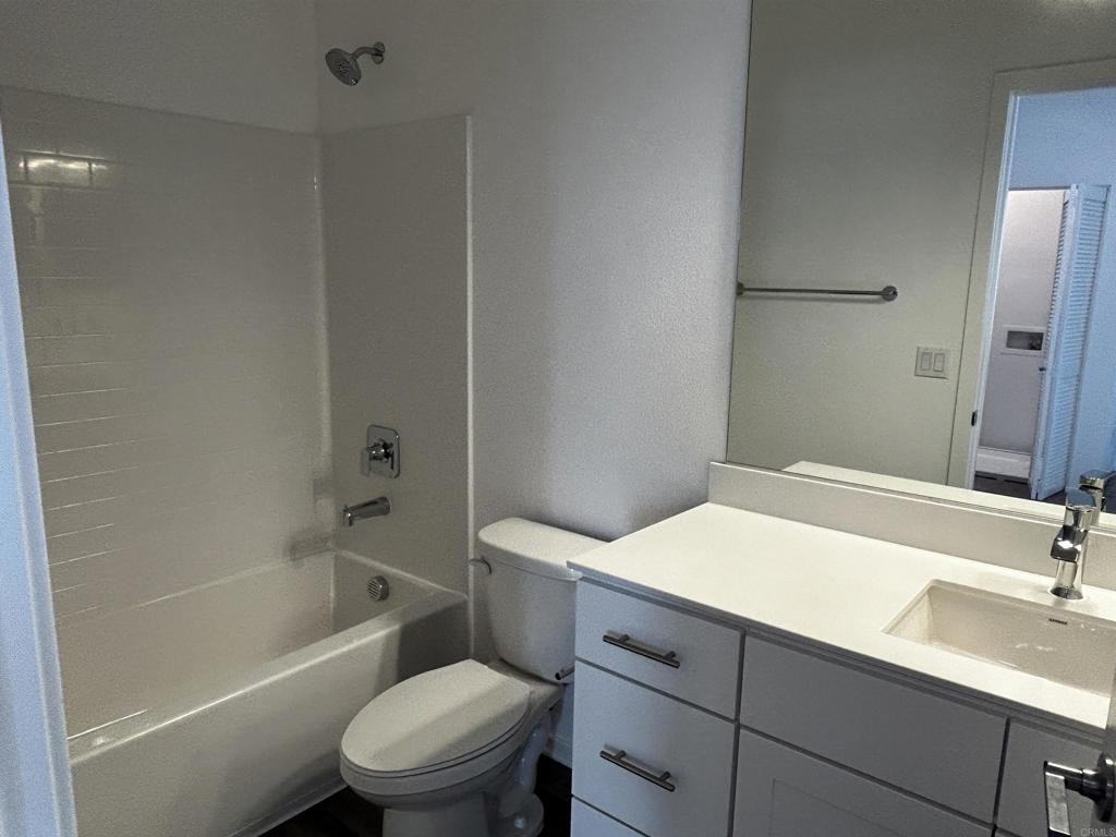 4990 Hilltop Dr - Photo 3 of 21