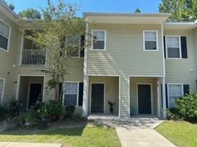 4833 Nw 46th Pl - Photo 1 of 1