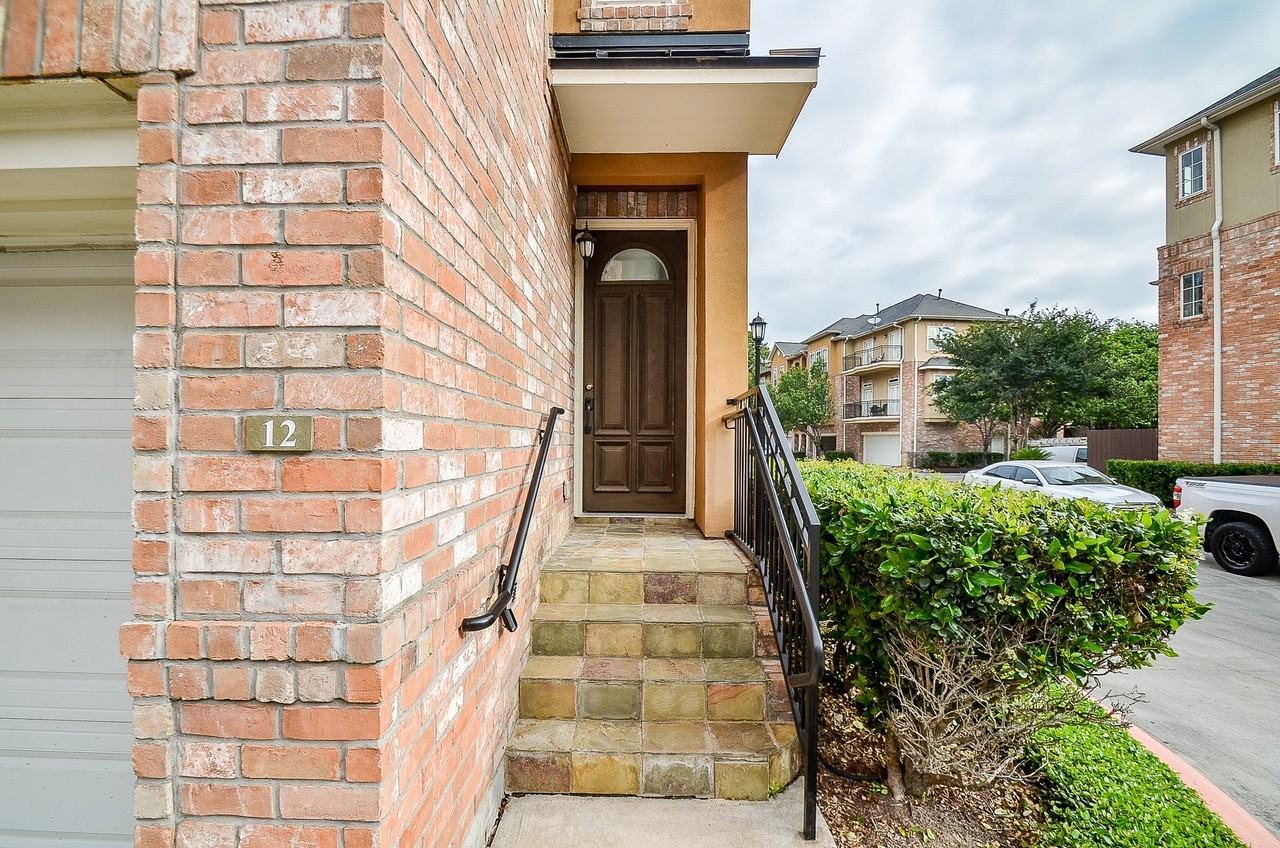 12 Versante Ct - Photo 3 of 32