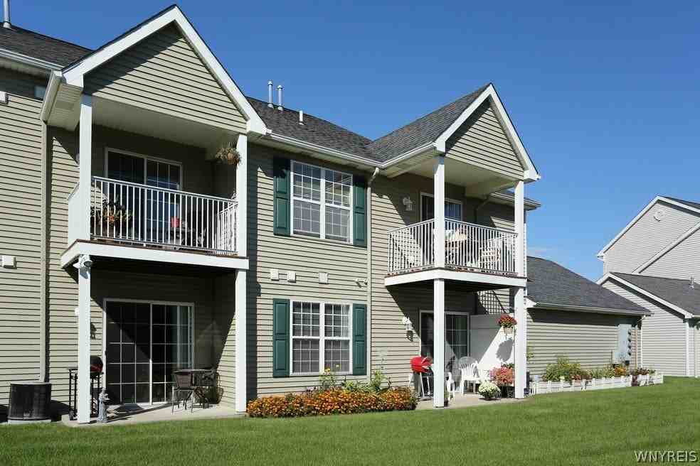 4100 Stonegate Ln - Photo 3 of 24