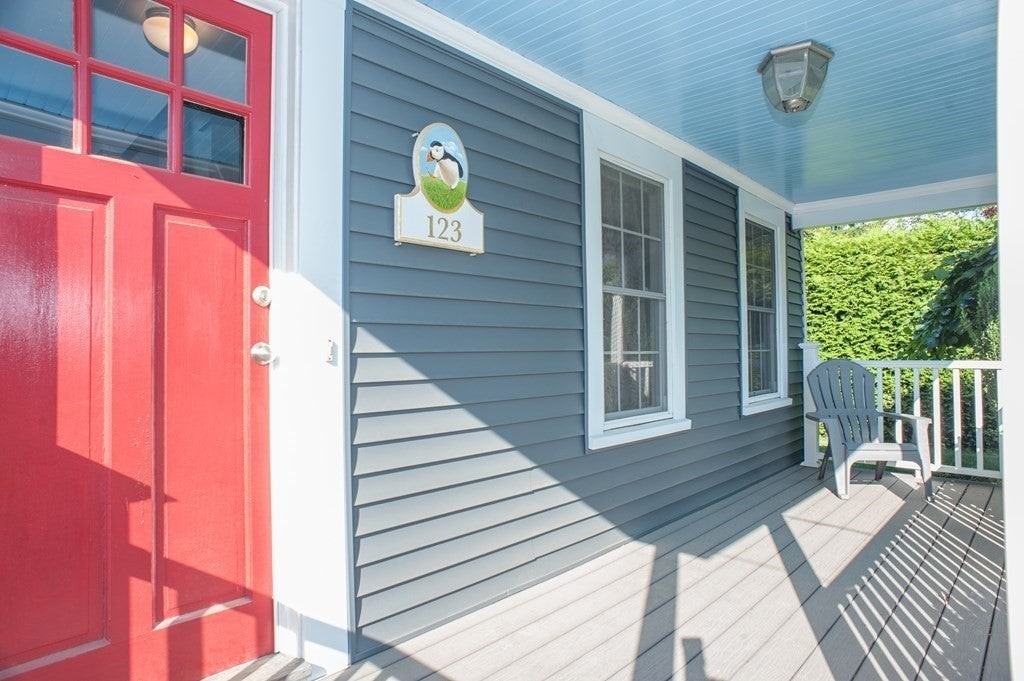 123 N Main St - Photo 2 of 23