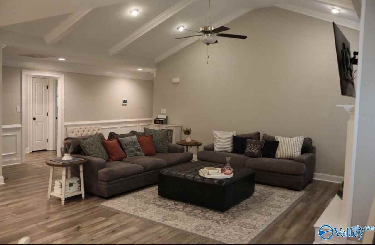 351 Lionel Allen Way - Photo 4 of 15