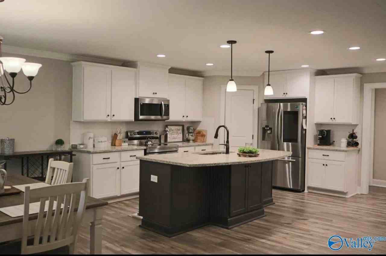 351 Lionel Allen Way - Photo 6 of 15