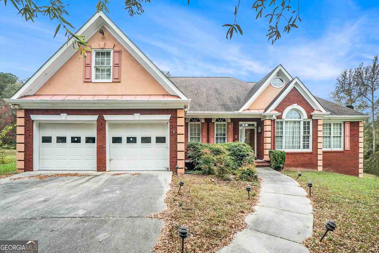 4181 Barrett Parkway - Photo 2 of 20