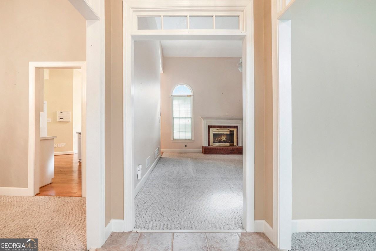 4181 Barrett Parkway - Photo 6 of 20