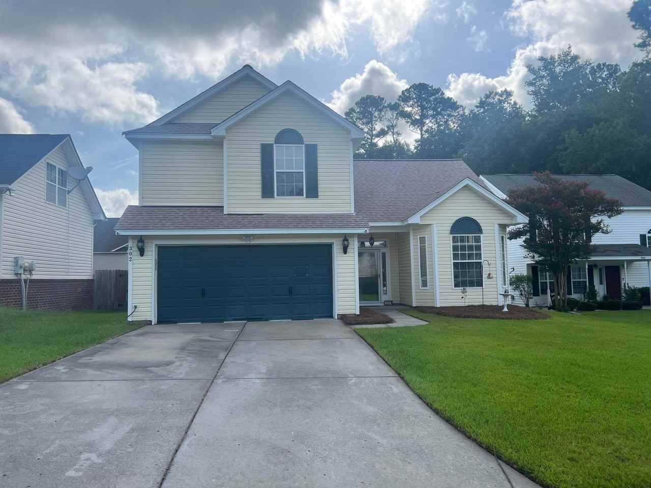 302 Northam Ct - Photo 3 of 44