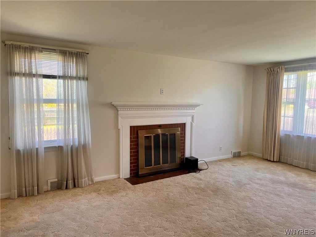 325 Meyer Rd - Photo 3 of 40