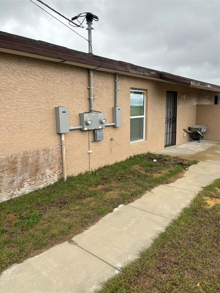 506 Valencia St - Photo 6 of 8