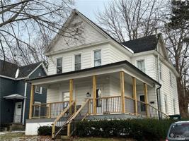 featured image of 108 5th Ave