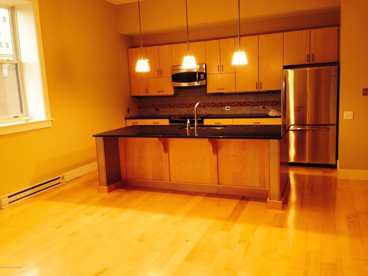 529 Bogart Pl - Photo 4 of 15