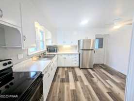 978 Main St - Photo 1 of 1