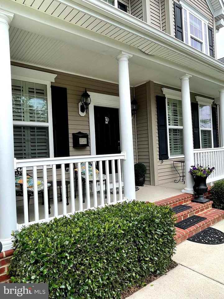 23570 Belmar Dr - Photo 2 of 39