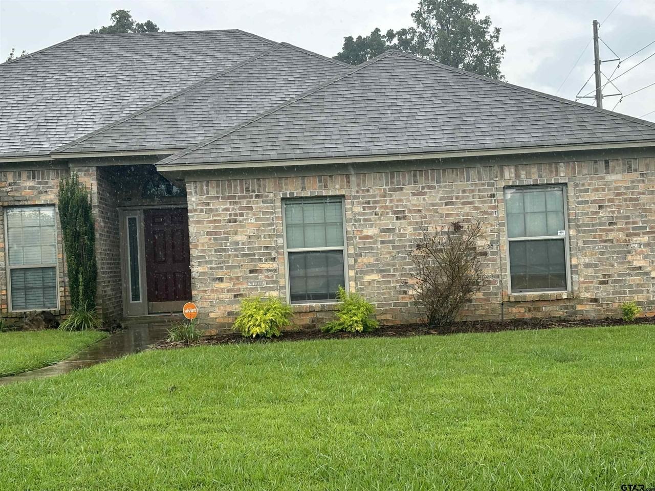 1202 Arnold Ln - Photo 2 of 30