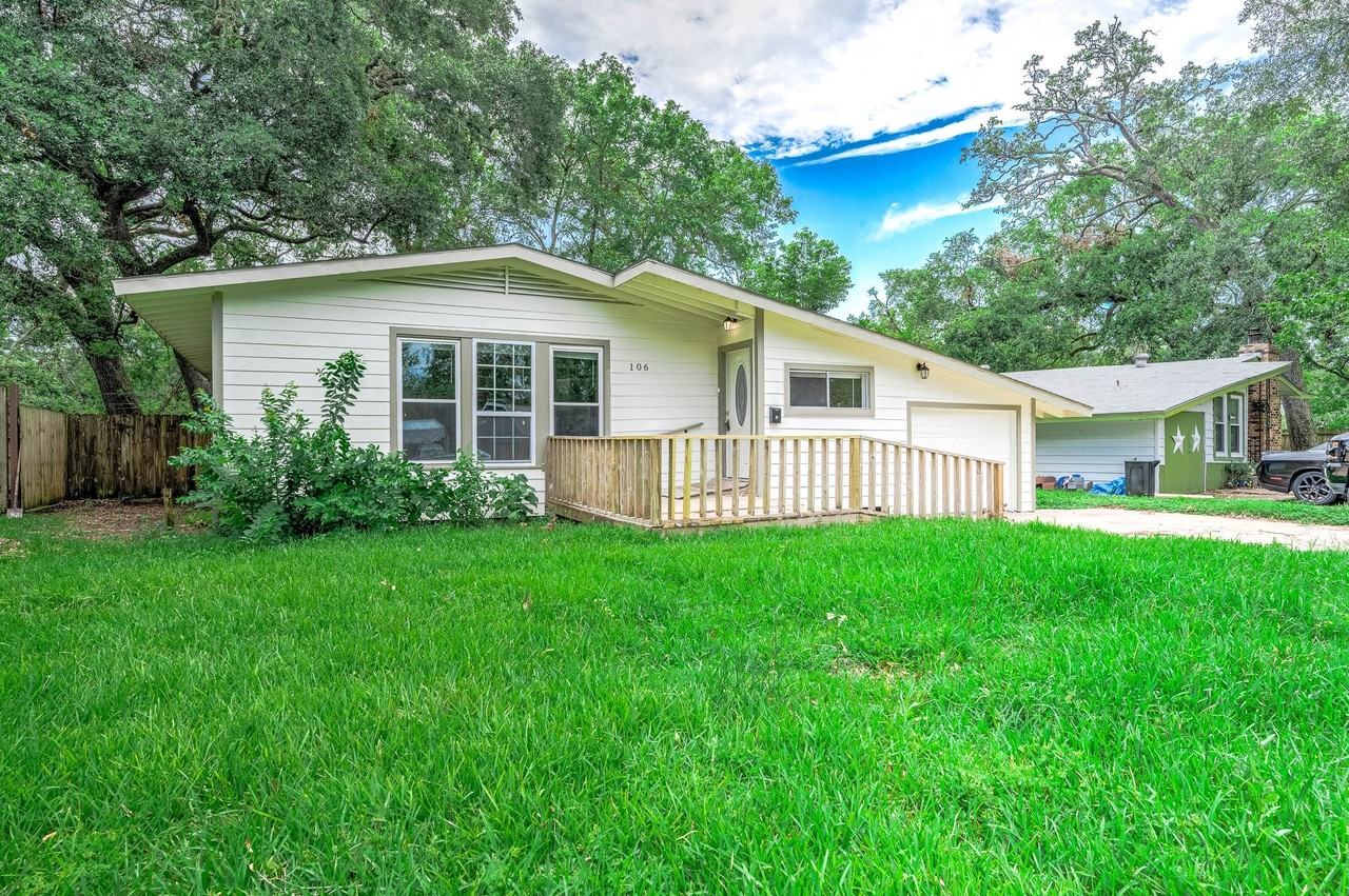 106 Wisteria St - Photo 2 of 23