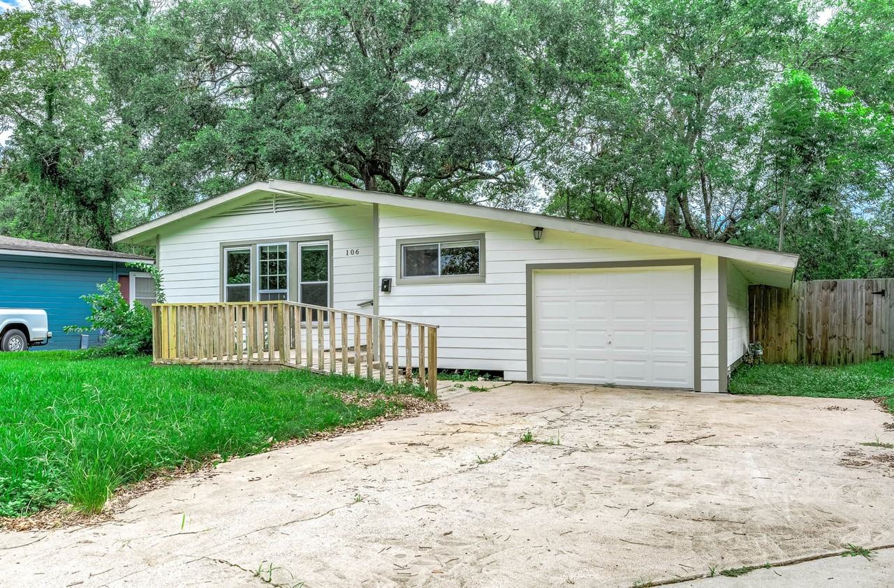 106 Wisteria St - Photo 3 of 23