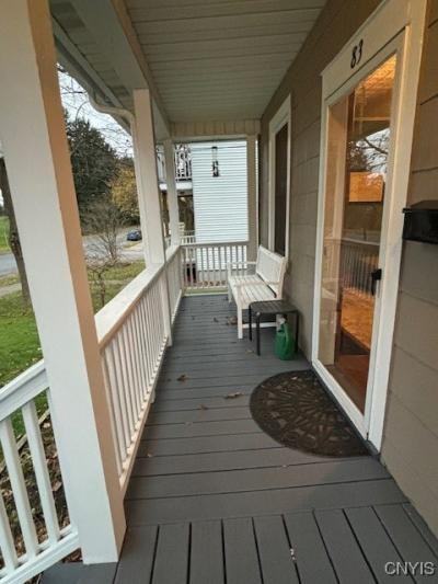 83 Campbell Ave - Photo 2 of 11