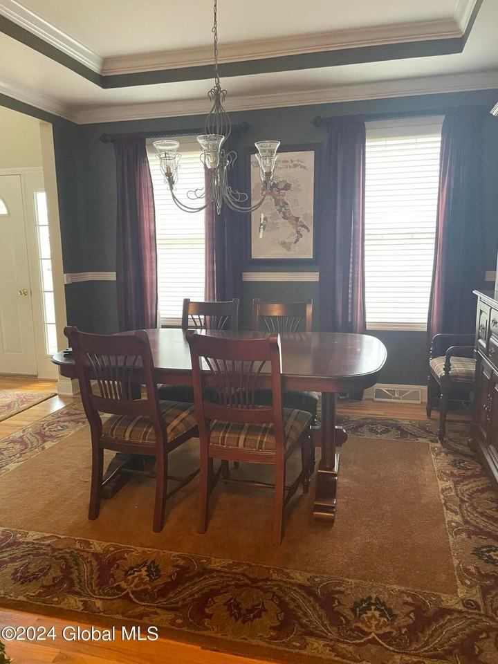 8 Paddington Dr - Photo 7 of 14