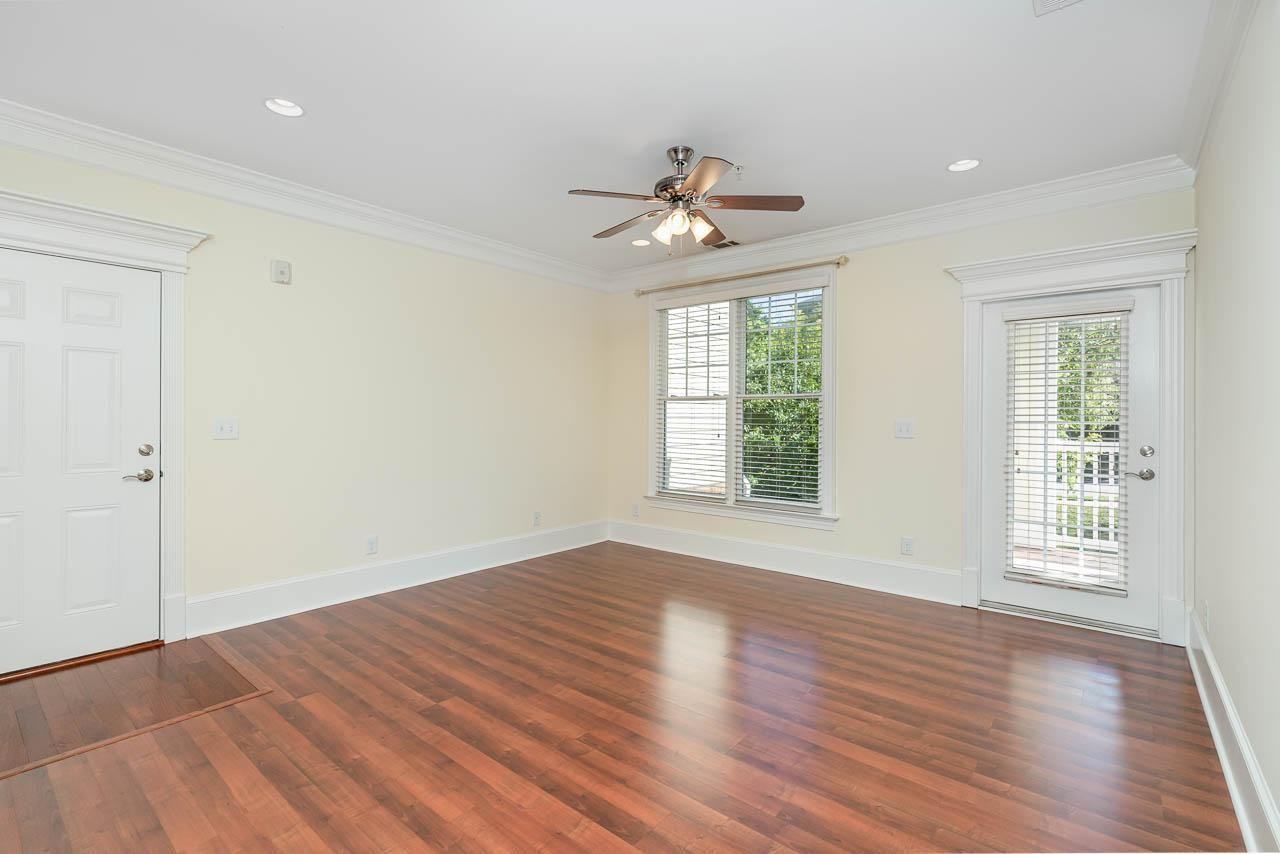 724 Portstewart Dr - Photo 3 of 12