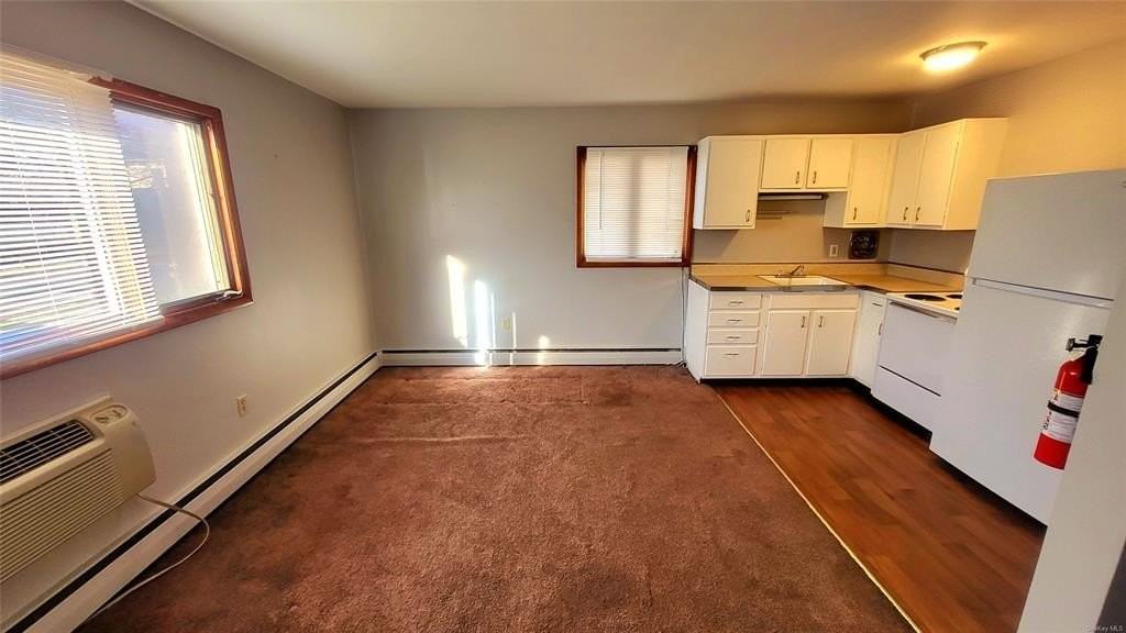 94 S Hamilton St - Photo 3 of 9