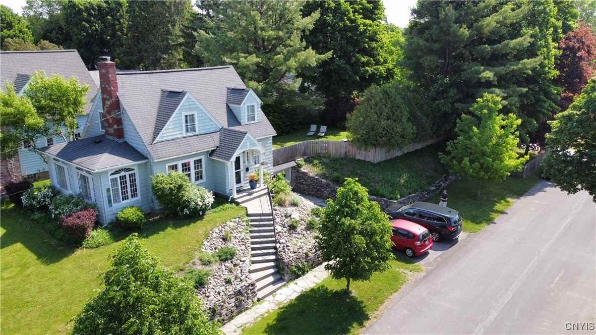 231 Wellington Rd - Photo 2 of 48